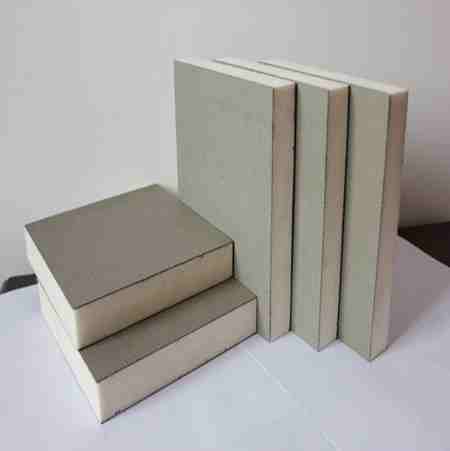 新疆彩鋼防火聚氨酯外墻保溫板